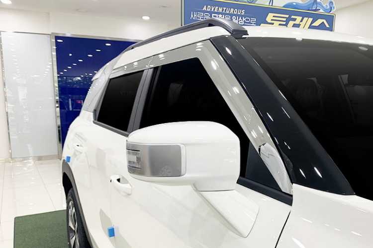   KGM Torres  Autoclover E104