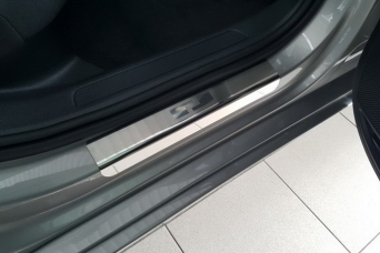    Hyundai Santa Fe IV  