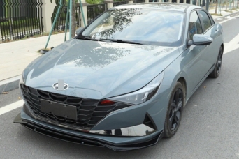 Сплиттер Hyundai Elantra CN7 черный перламутр